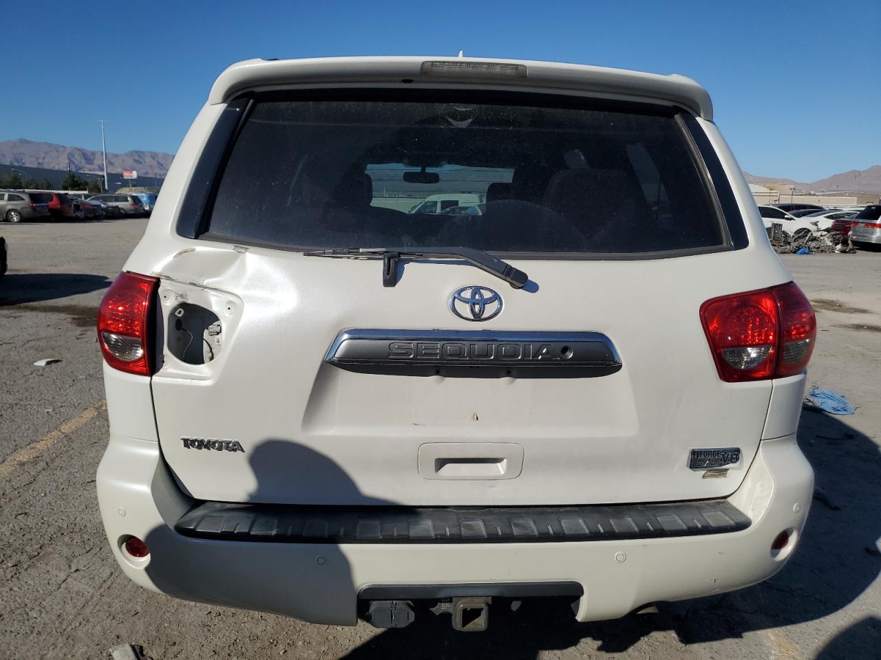 TOYOTA SEQUOIA PLATINUM