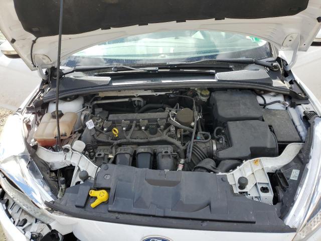 2015 FORD FOCUS SE 1FADP3K21FL203649