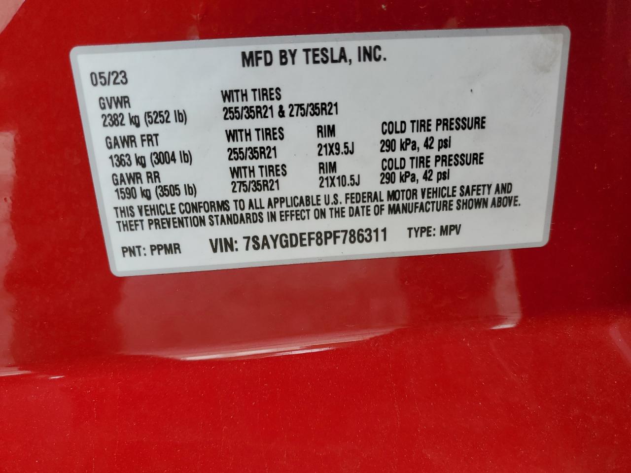 TESLA MODEL Y