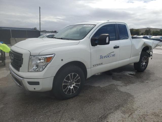 NISSAN TITAN SV