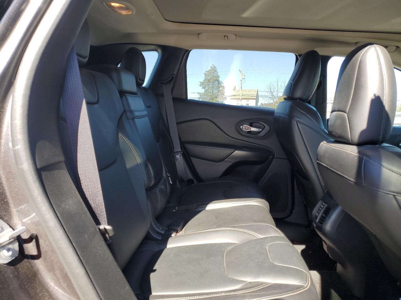 JEEP GRAND CHEROKEE LIMITED