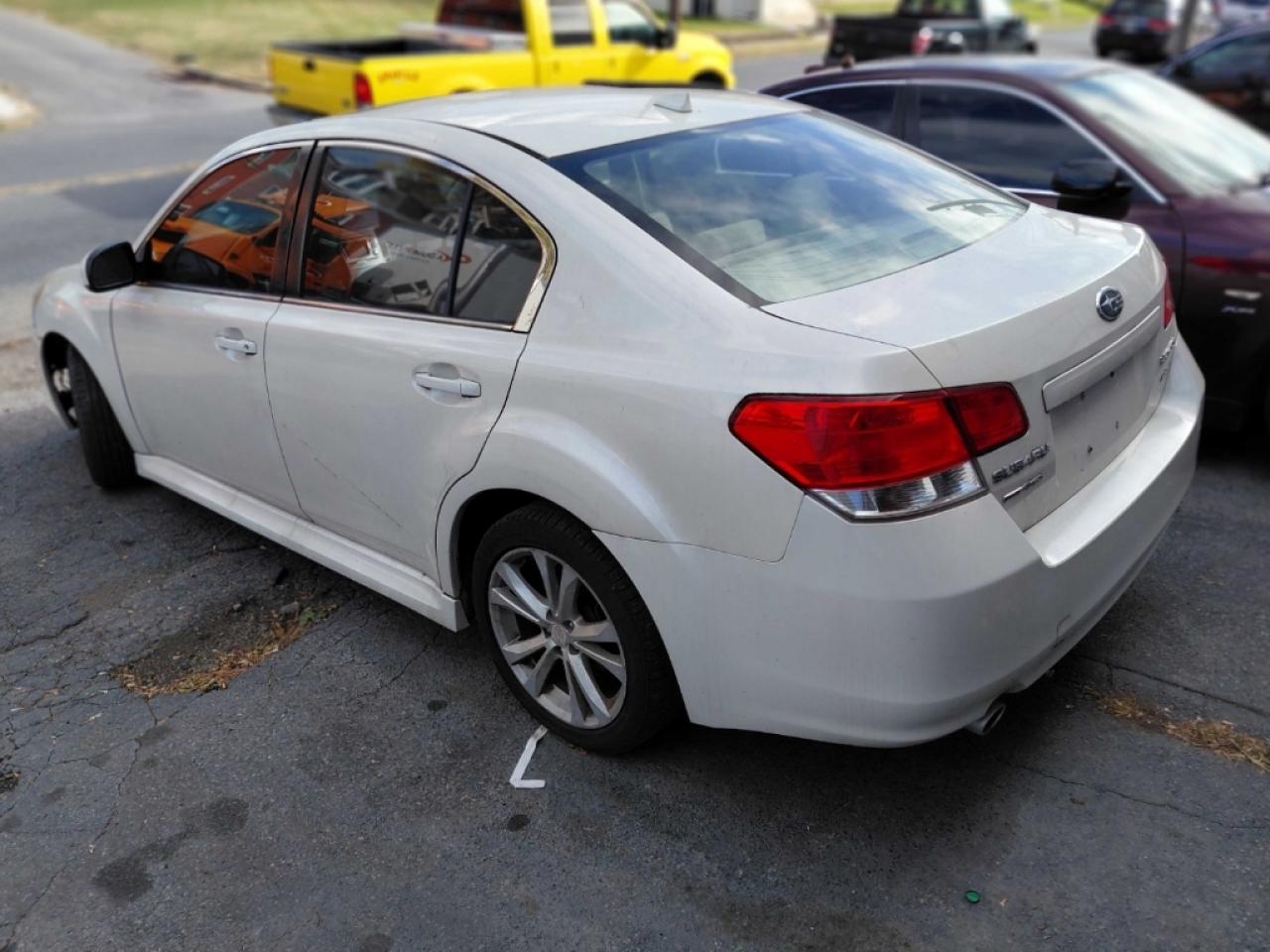 SUBARU LEGACY 2.5I PREMIUM