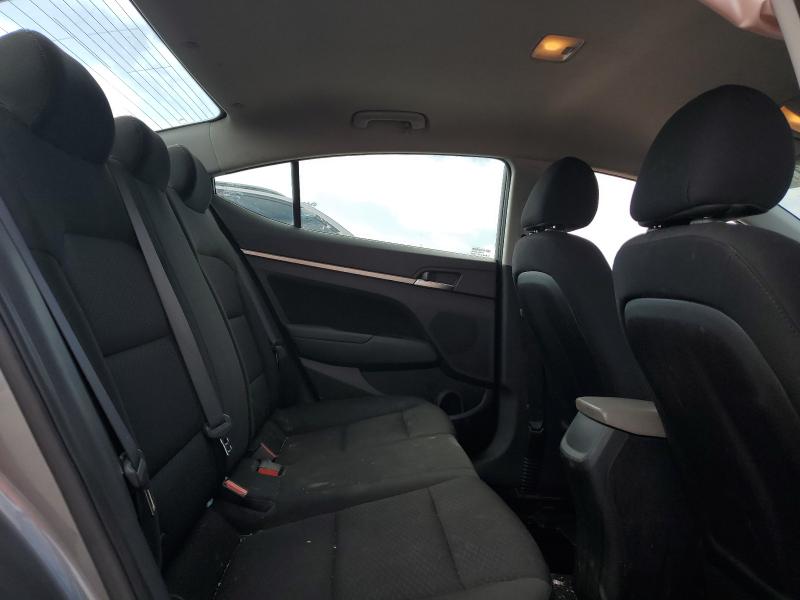 2019 HYUNDAI ELANTRA SE 5NPD84LF2KH463717