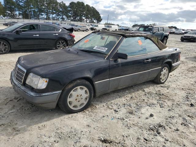 MERCEDES-BENZ E 320