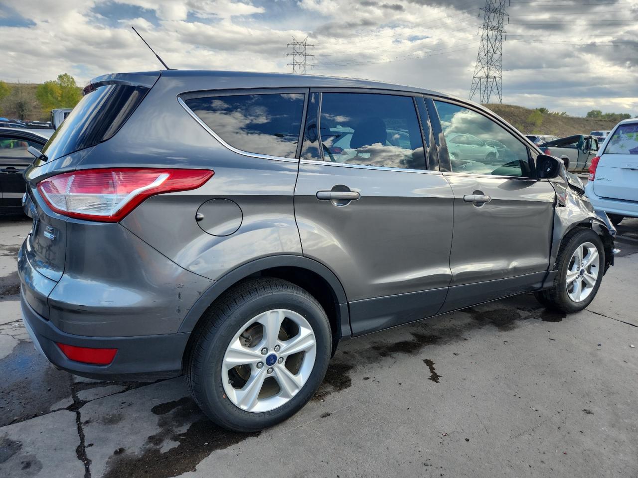 FORD ESCAPE SE