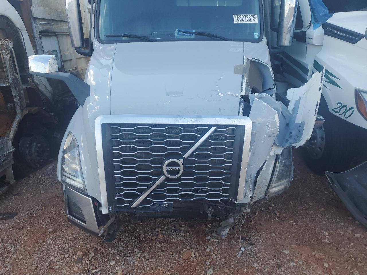Lot #3297043486 2024 VOLVO VNL