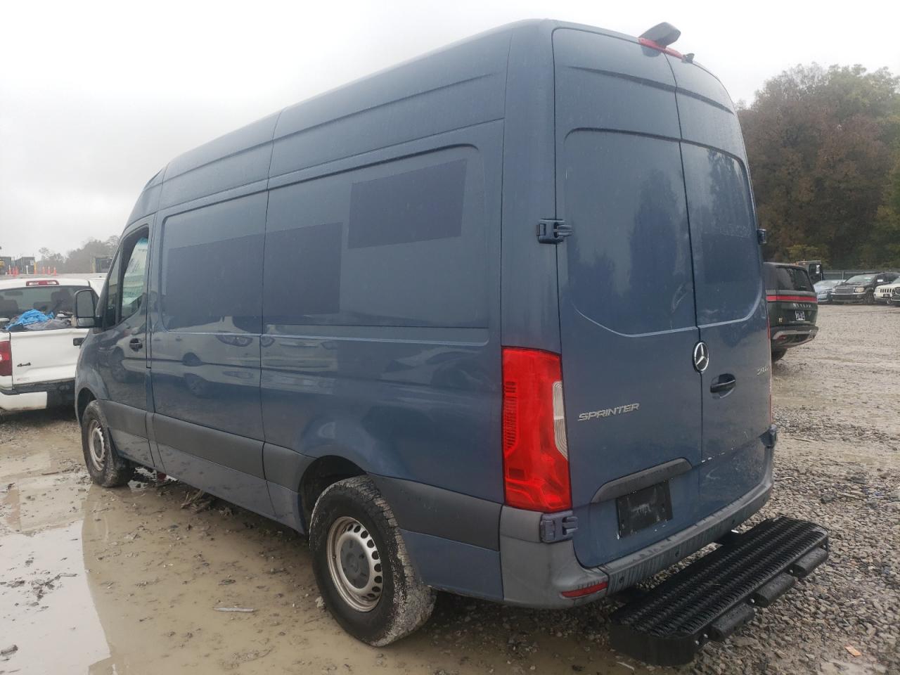 MERCEDES-BENZ SPRINTER 2500/3500