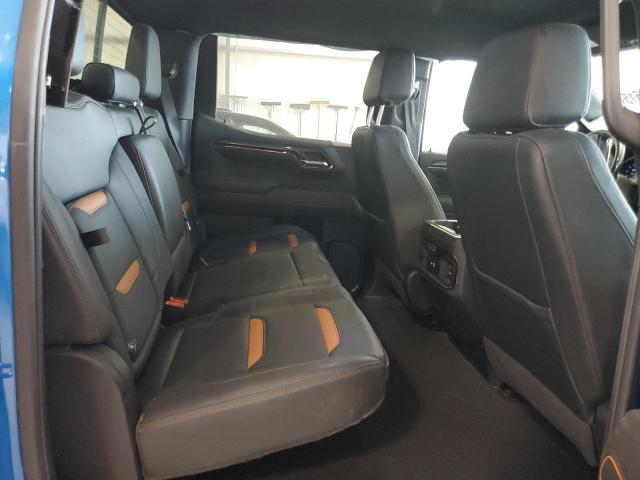 2024 GMC SIERRA K1500 AT4 1GTUUEEL1RZ230001