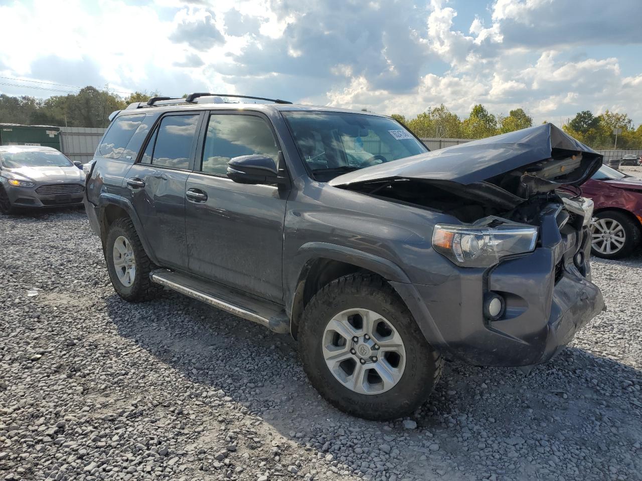 TOYOTA 4RUNNER SR5