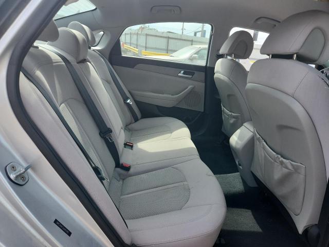 2016 HYUNDAI SONATA SE 5NPE24AF5GH407481