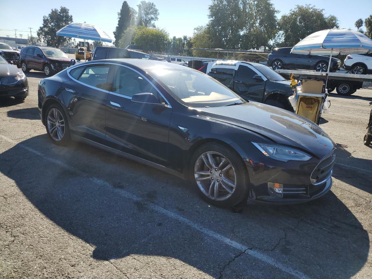 TESLA MODEL S