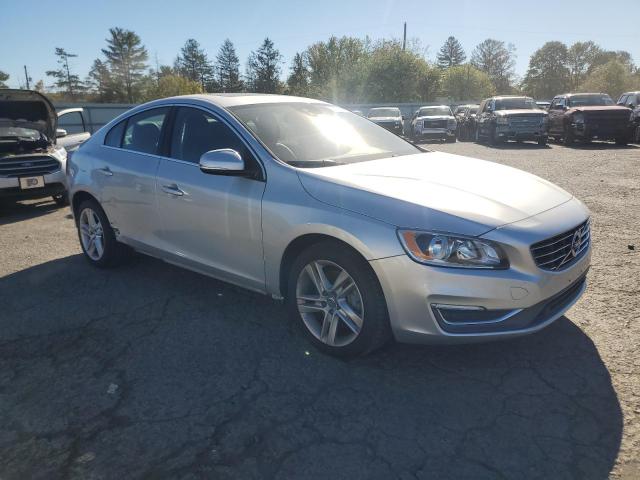 2015 VOLVO S60 PREMIE YV1612TKXF1358753