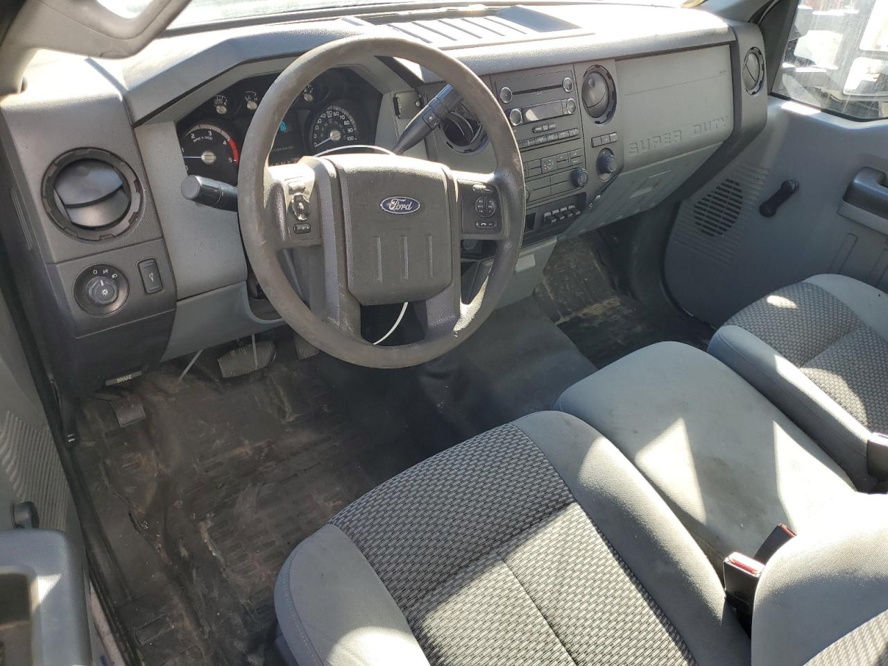 FORD F-550 SUPER DUTY