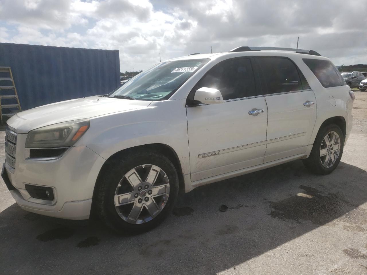 GMC ACADIA DENALI