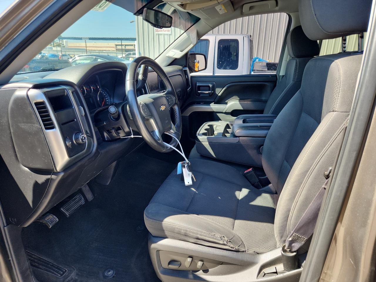 CHEVROLET SILVERADO C1500 LT