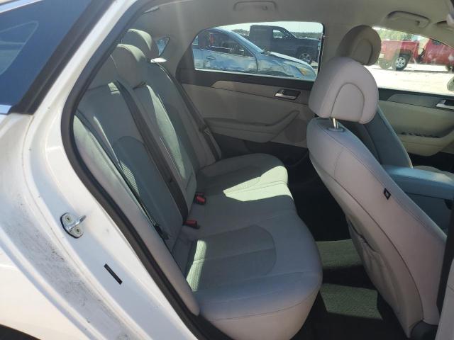 2015 HYUNDAI SONATA SE 5NPE24AF3FH234204