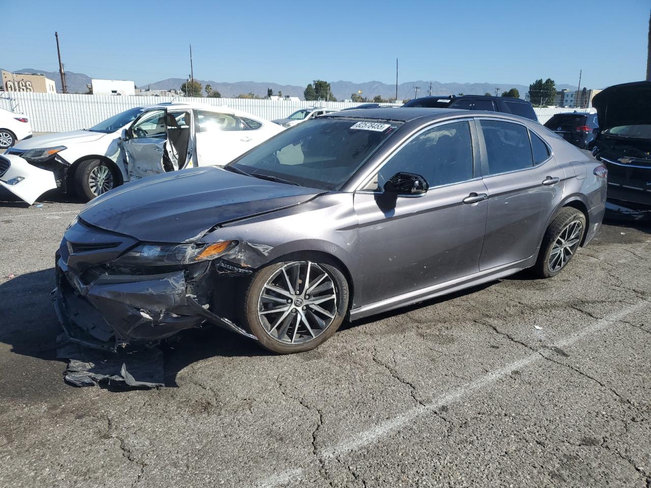 TOYOTA CAMRY SE NIGHT SHADE