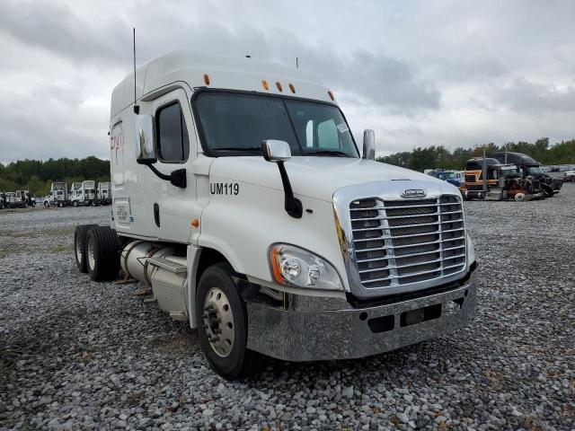 2013 FREIGHTLINER CASCADIA #3304666910