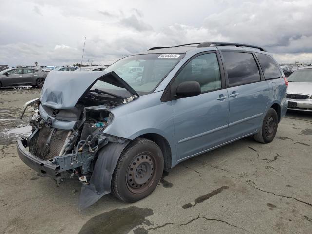 Global Auto Auctions: 2010 TOYOTA SIENNA CE