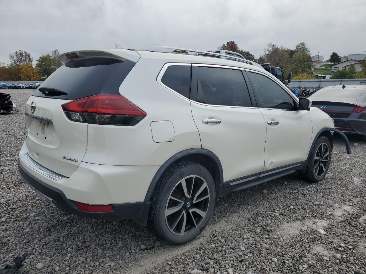 NISSAN ROGUE S