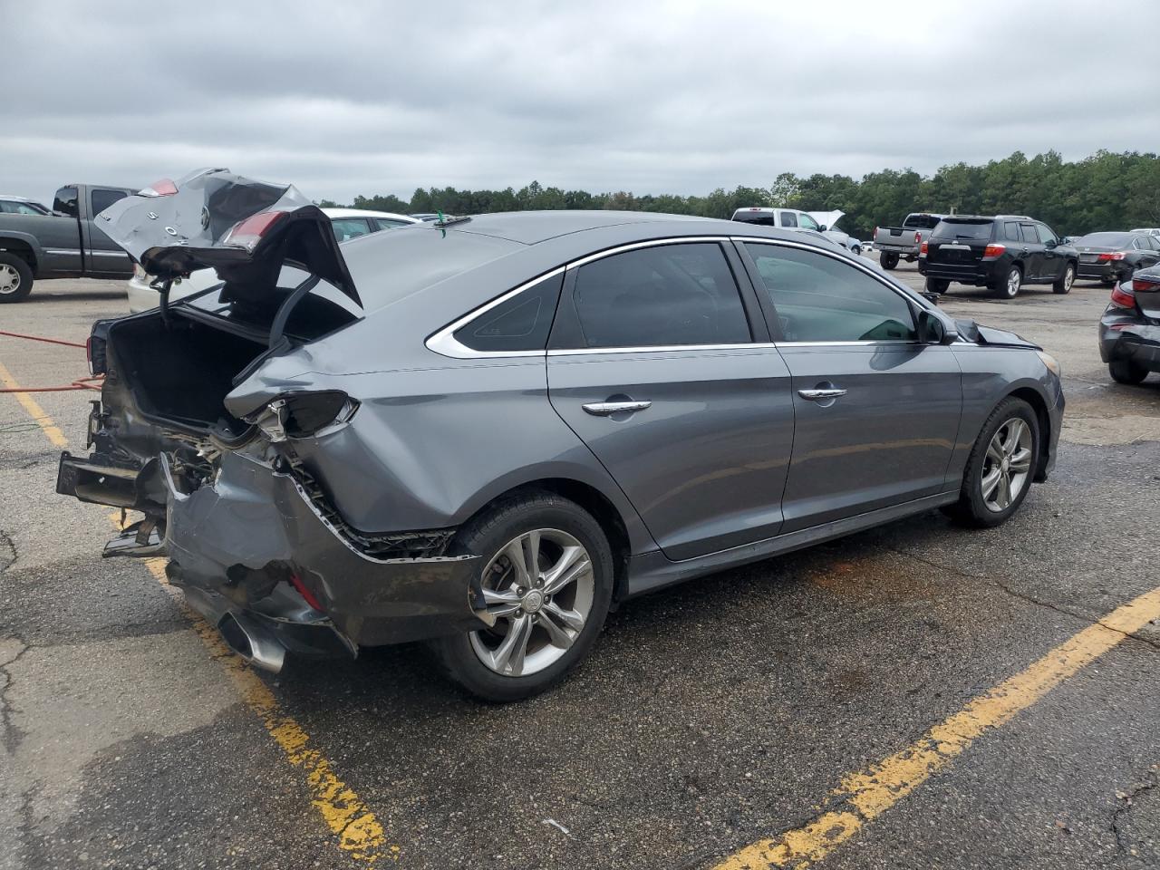 HYUNDAI SONATA SPORT