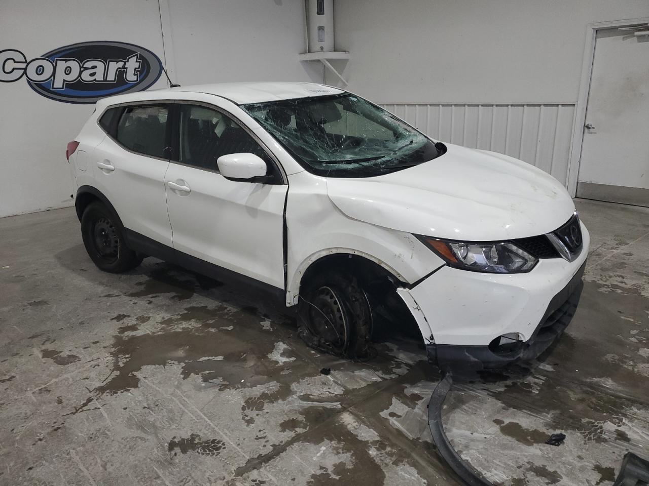 NISSAN ROGUE SPORT S