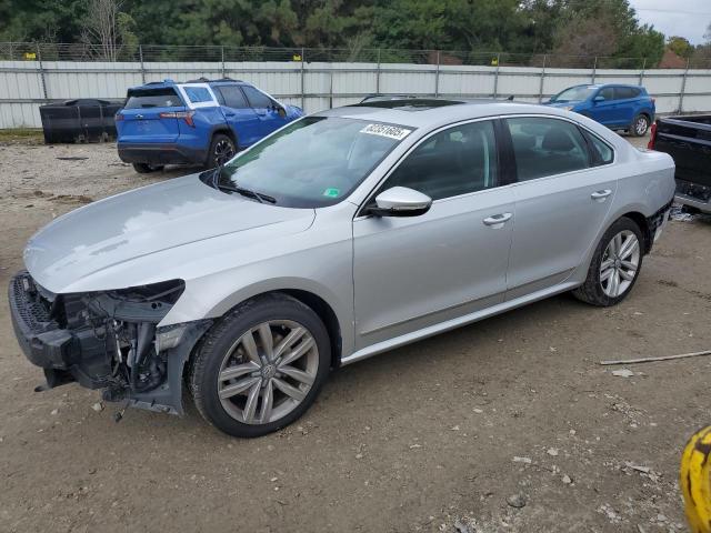 2017 VOLKSWAGEN PASSAT SEL 1VWCT7A31HC049866