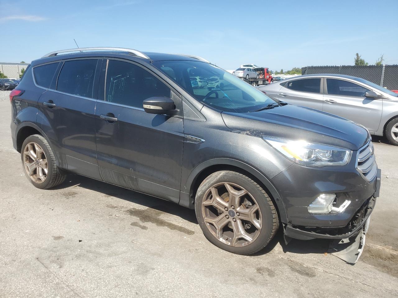 FORD ESCAPE TITANIUM