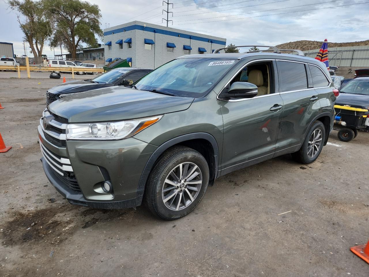 TOYOTA HIGHLANDER SE