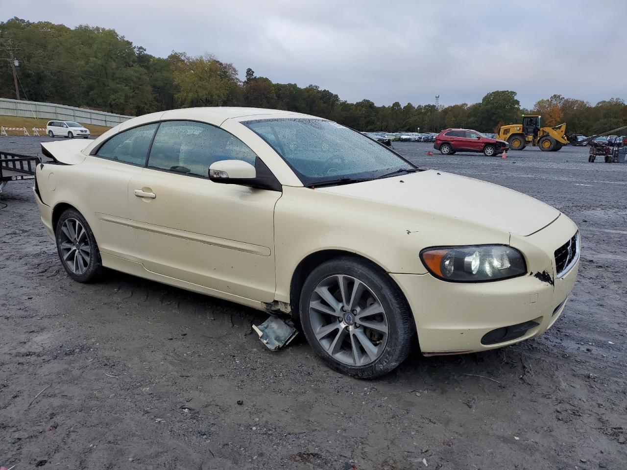 VOLVO C70 T5