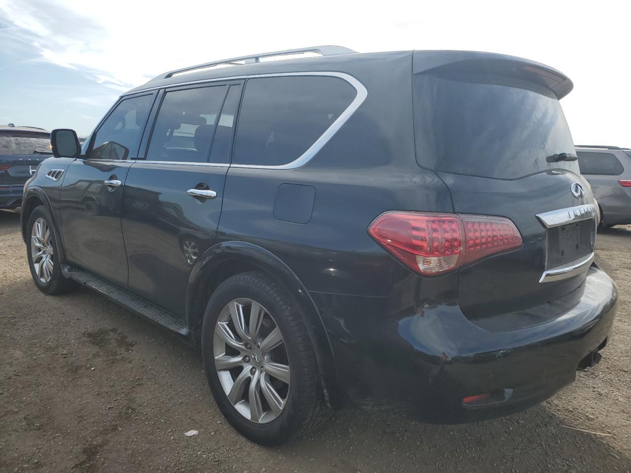 INFINITI QX56
