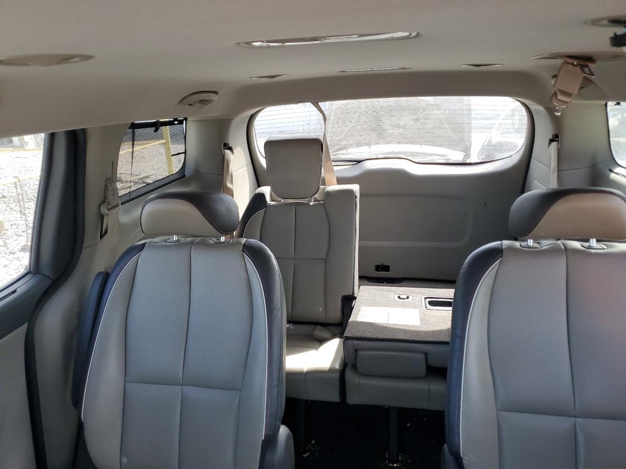 Lot #3275662784 2017 KIA SEDONA LX