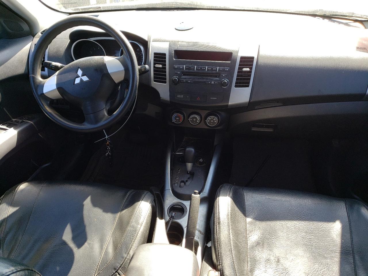 MITSUBISHI OUTLANDER ES