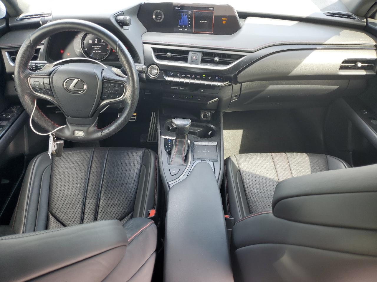 LEXUS UX 200