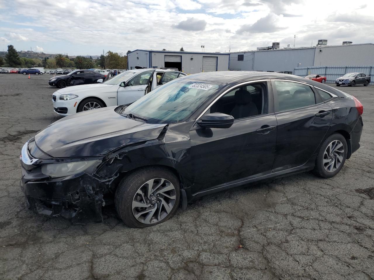 Lot #3310625826 2017 HONDA CIVIC EX