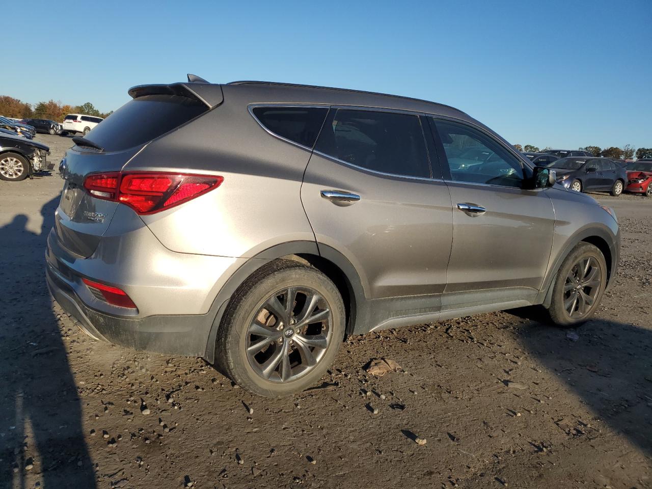 HYUNDAI SANTA FE SPORT
