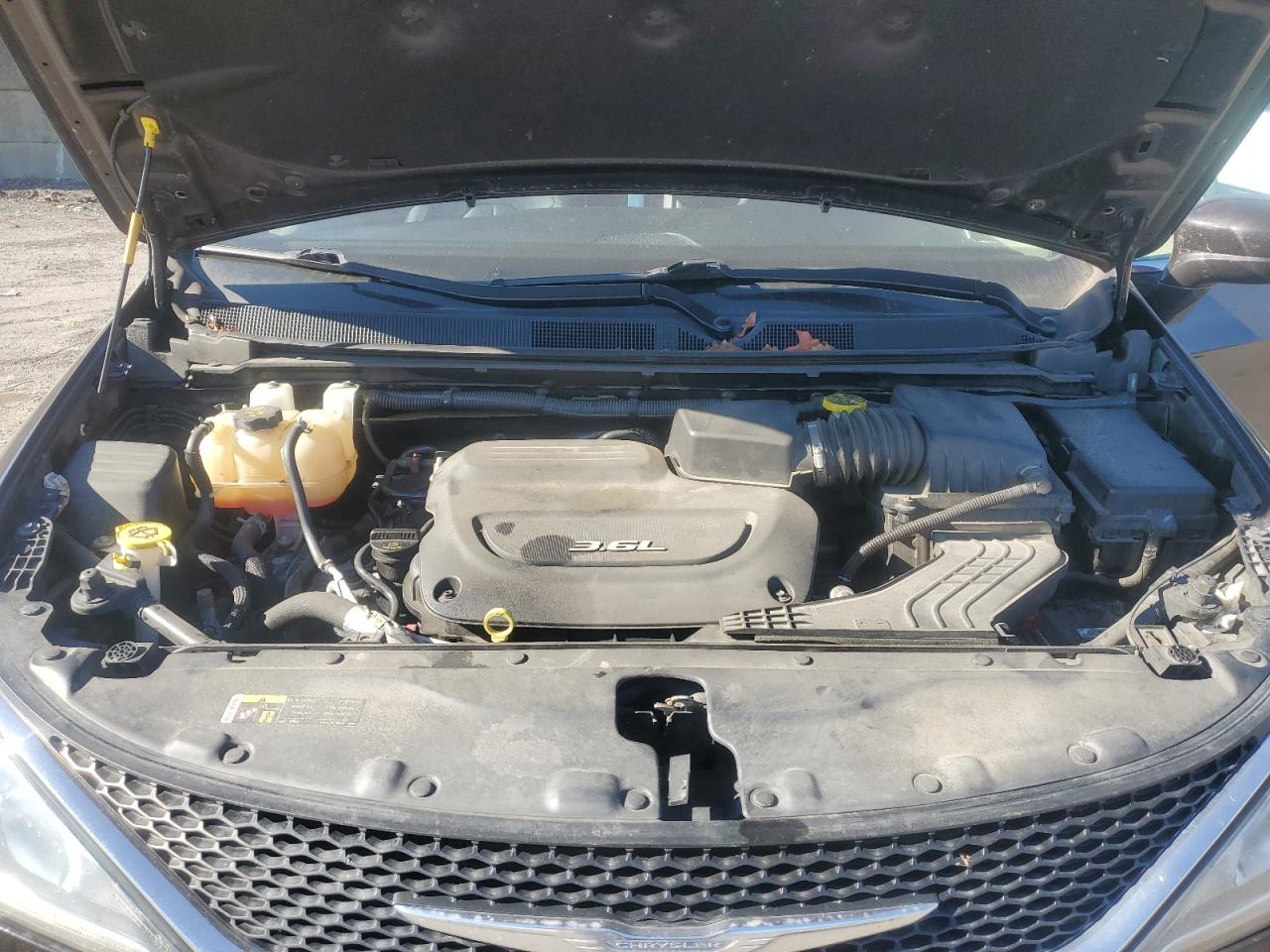 CHRYSLER PACIFICA TOURING L