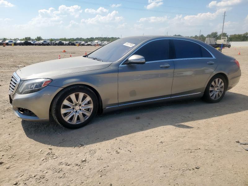 2015 MERCEDES-BENZ S 550 - WDDUG8CB5FA136562