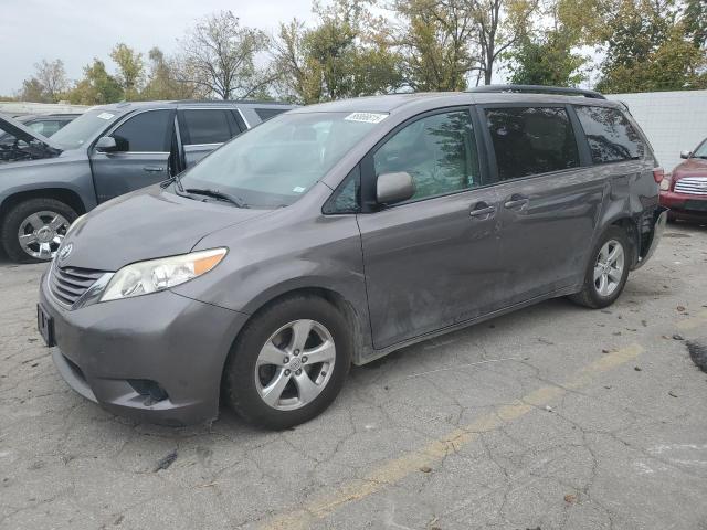 2017 TOYOTA SIENNA LE #3286811221