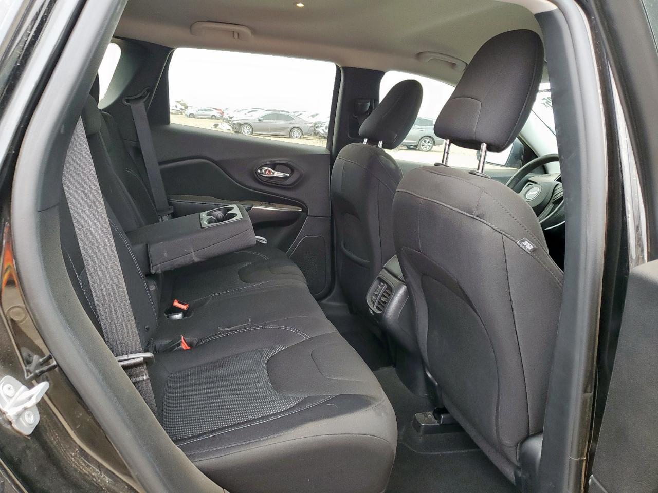 JEEP GRAND CHEROKEE LATITUDE