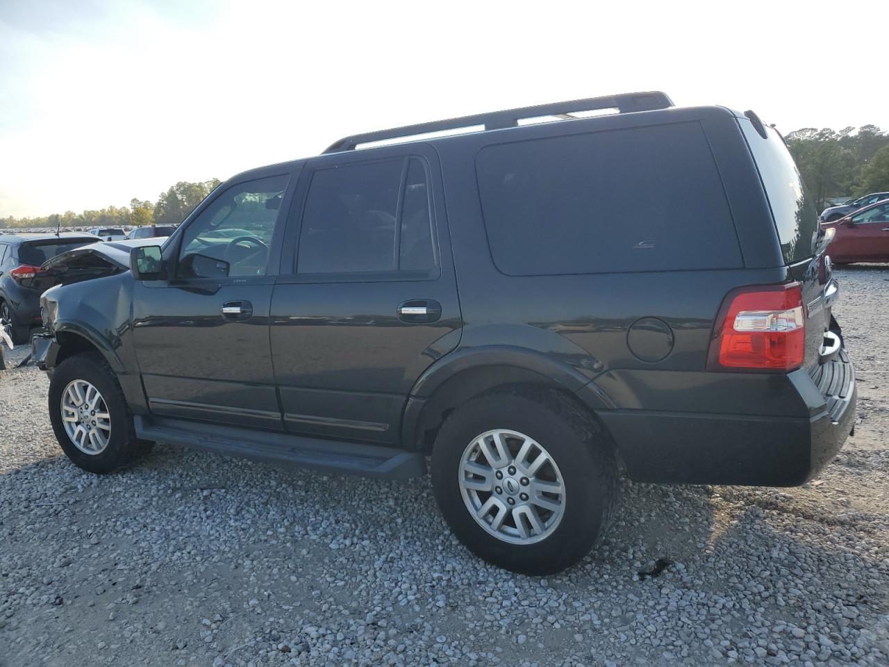 FORD EXPEDITION XLT