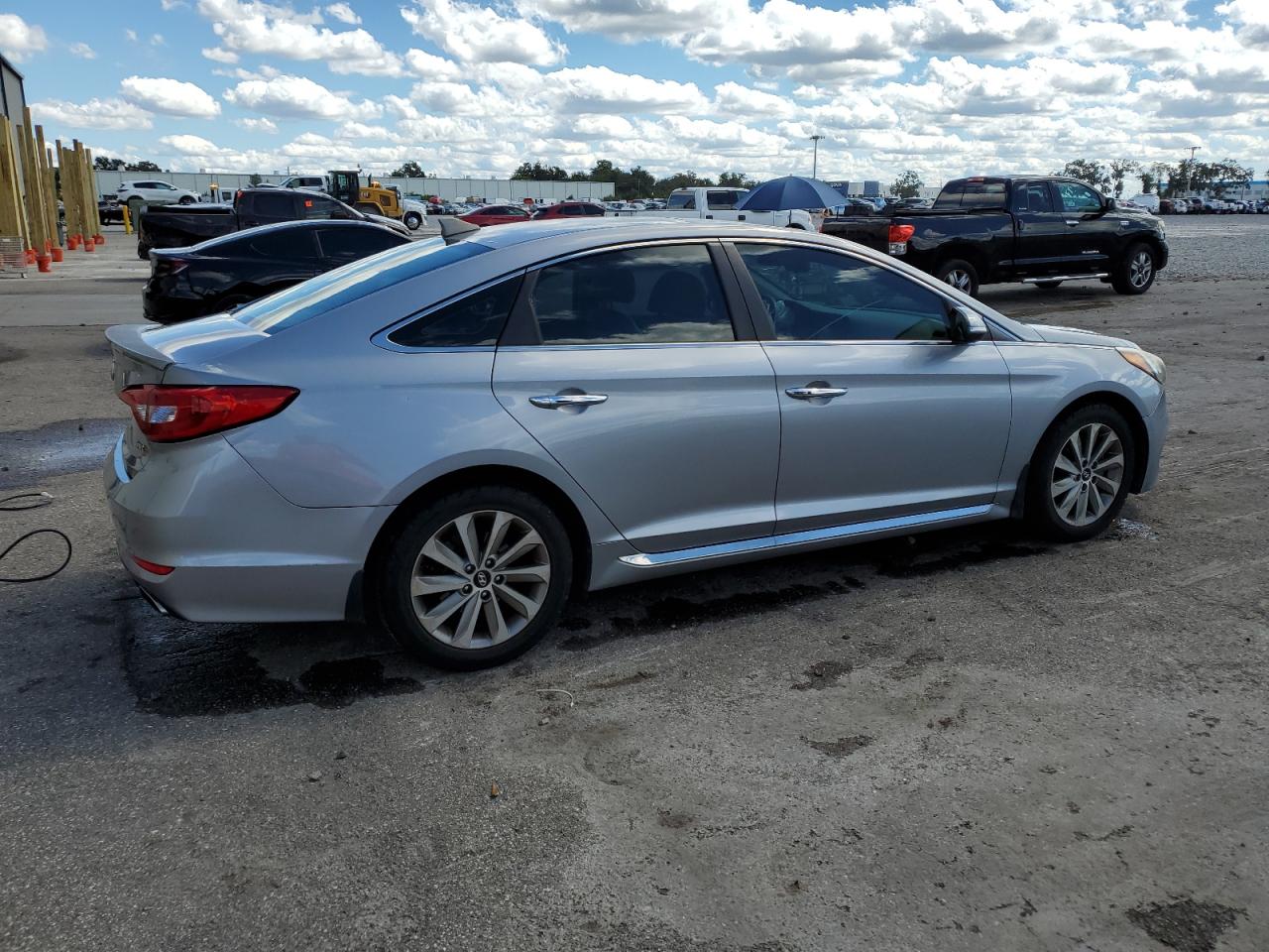 HYUNDAI SONATA SPORT