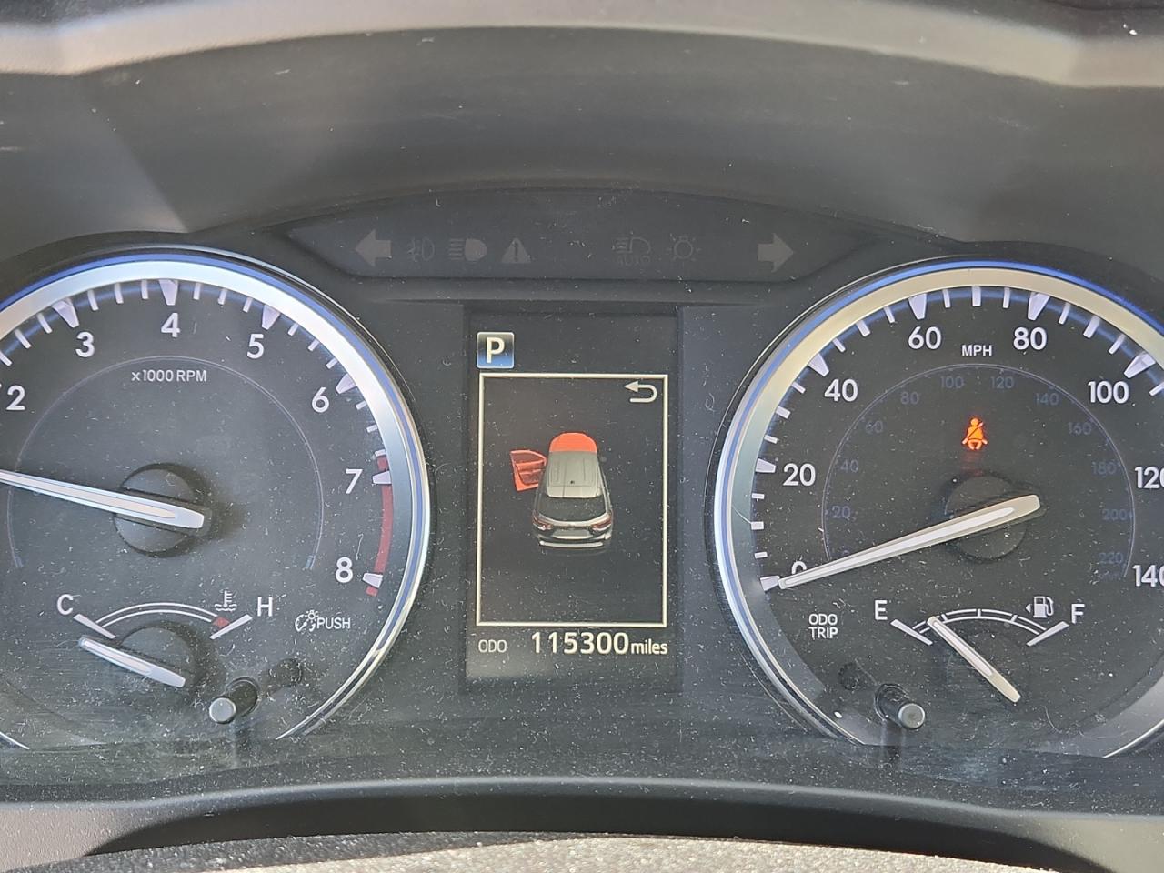 TOYOTA HIGHLANDER SE