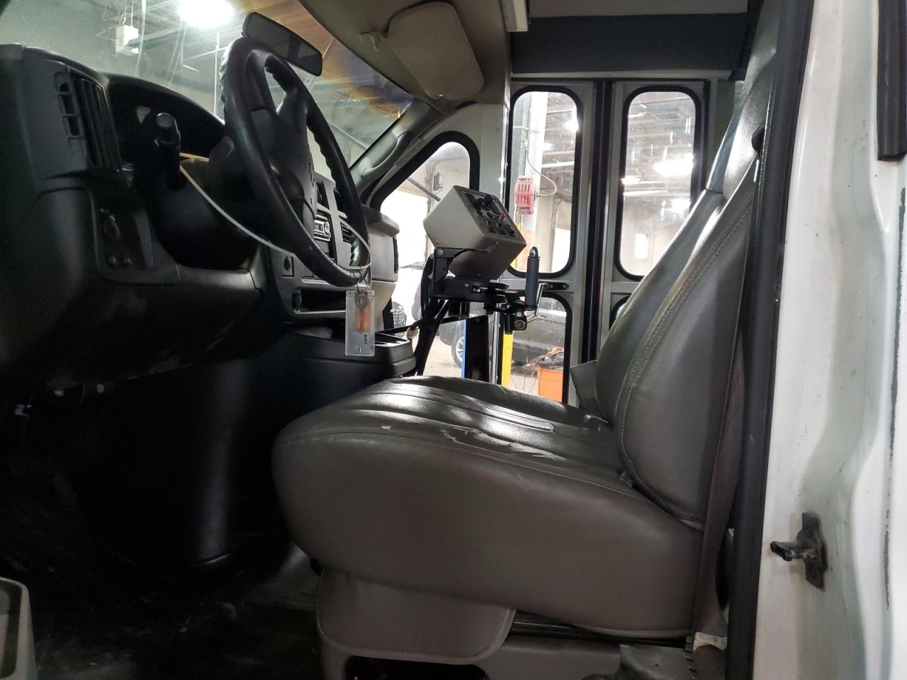 Lot #3280294970 2004 CHEVROLET EXPRESS G3