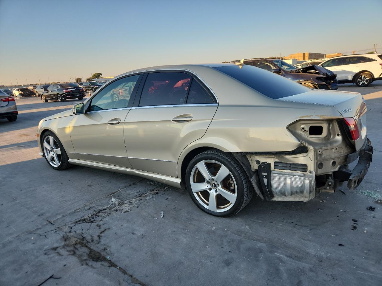 MERCEDES-BENZ E-CLASS 350