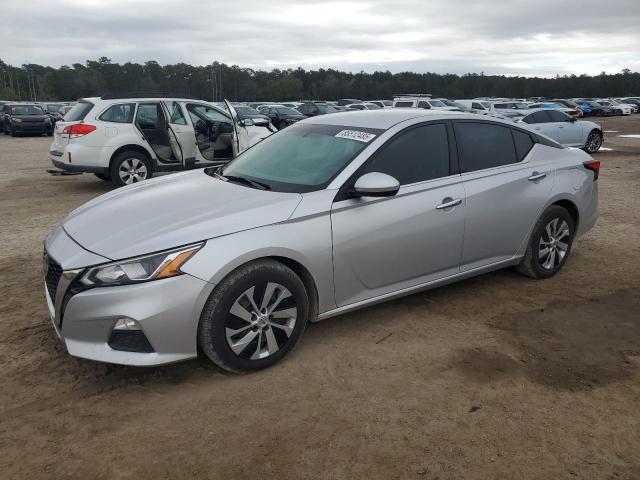 Global Auto Auctions: 2020 NISSAN ALTIMA S