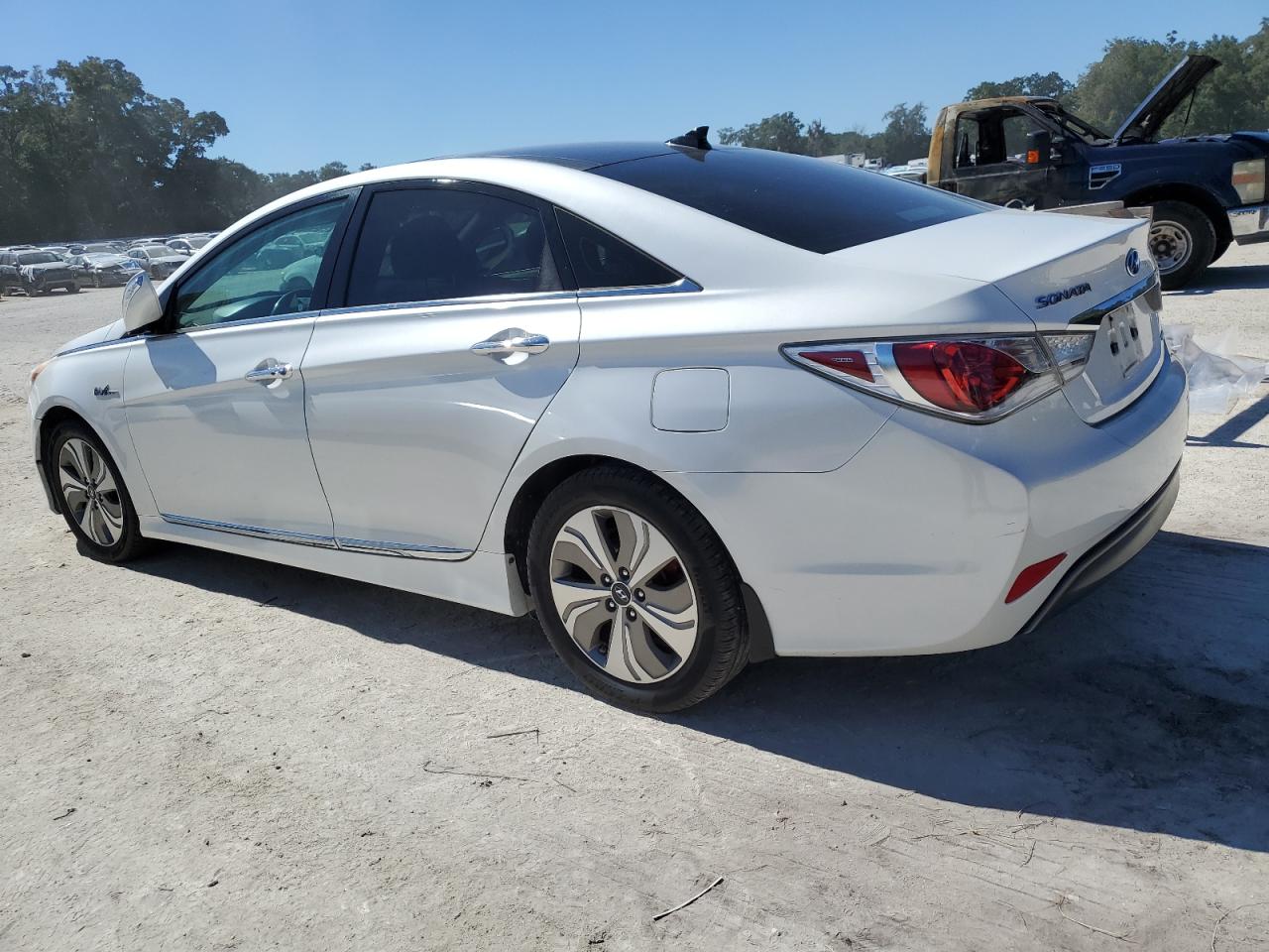 HYUNDAI SONATA HYBRID