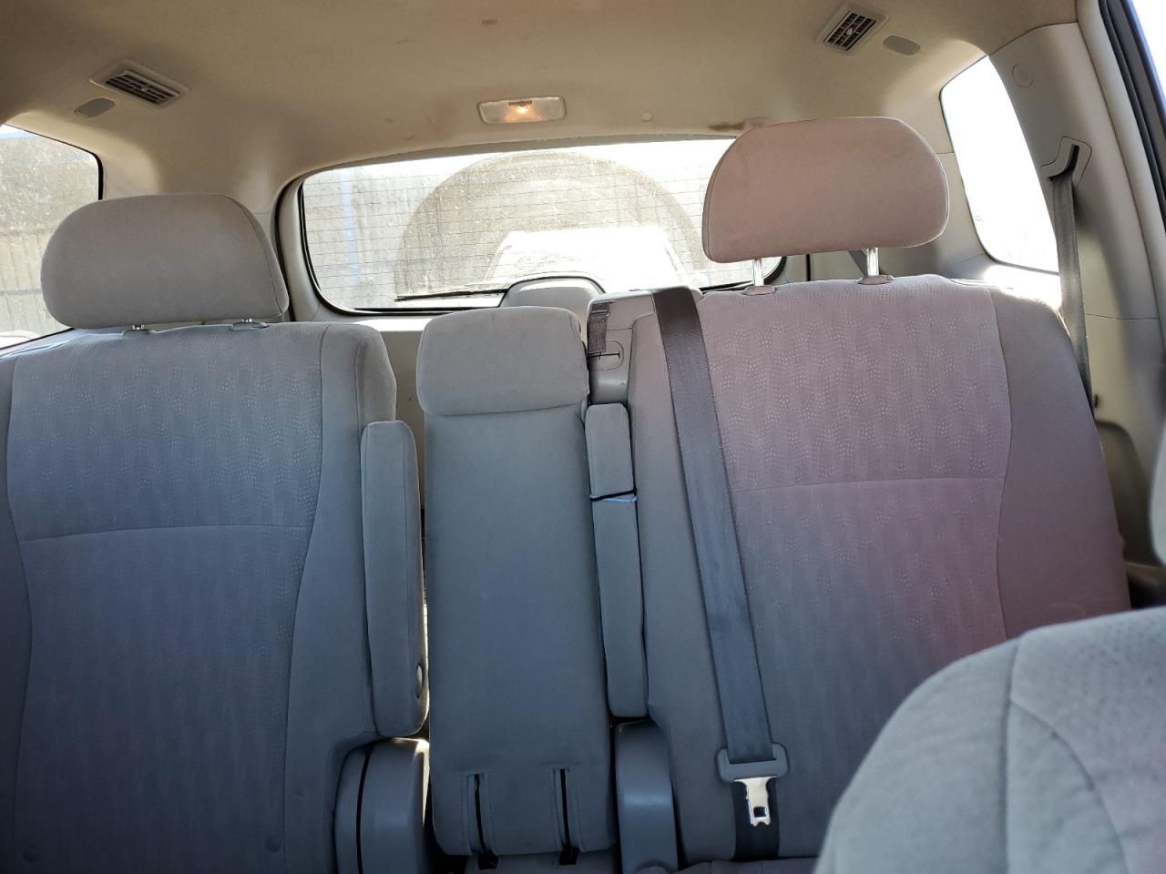 TOYOTA HIGHLANDER BASE