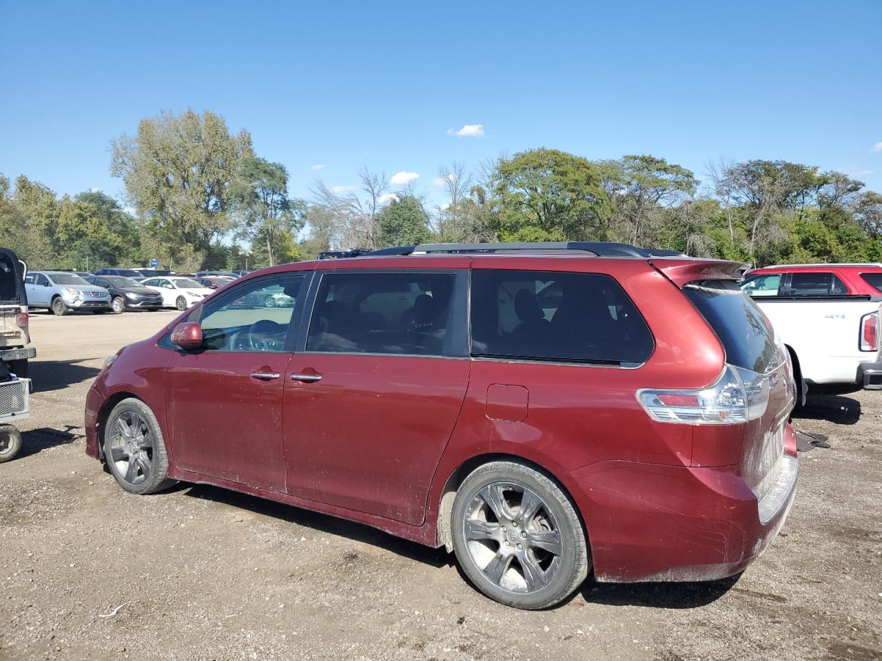 TOYOTA SIENNA SPORT