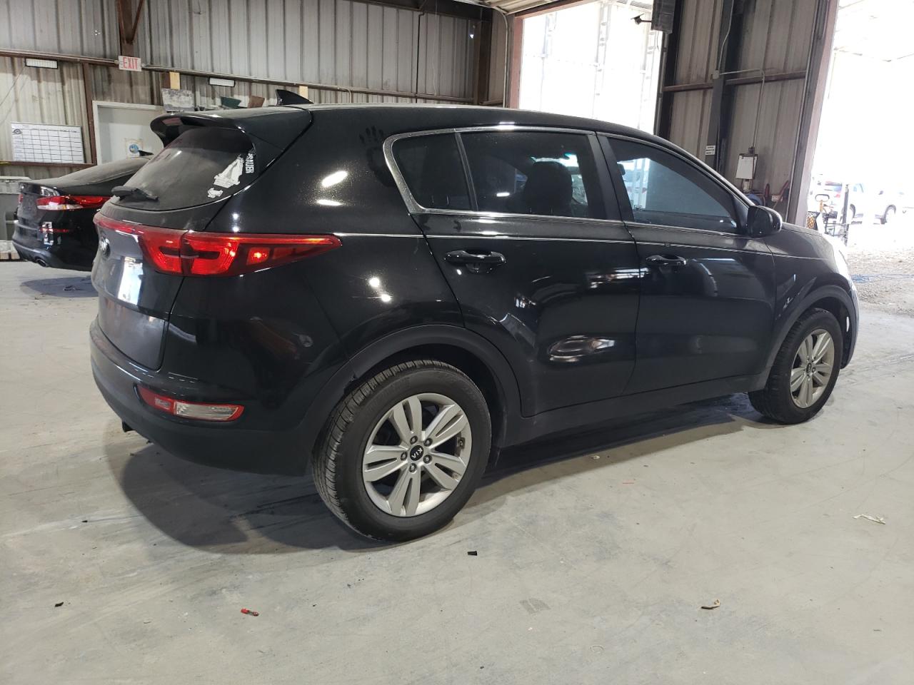 KIA SPORTAGE LX